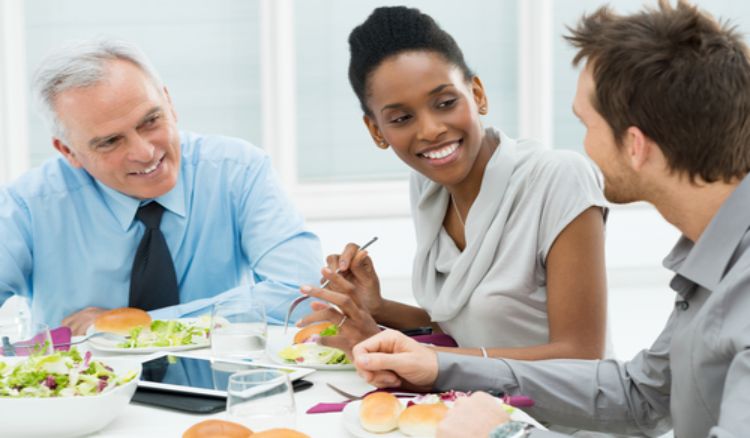  5 Ways To Reduce Office Lunch Expenses