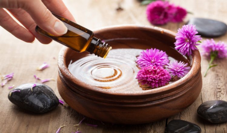  What Is Aromatherapy and How Does It Help Me